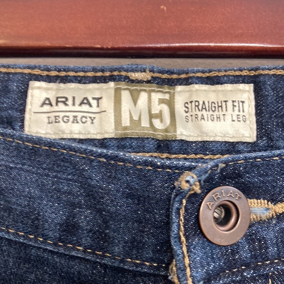 Ariat Jeans Mens 40 x 29 Blue M5 Straight Fit Leg Legacy Workwear HEMMED - Picture 9 of 14